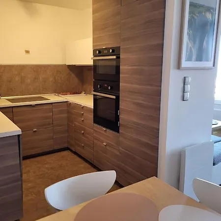 Vue A 100 M De La Ault